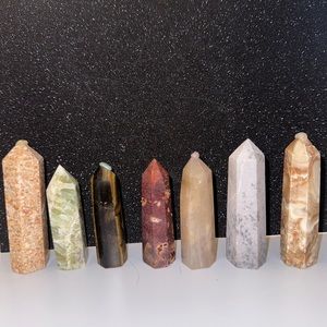 7 tower crystal stone lot! Jasper, Agate, Sandstone & more!